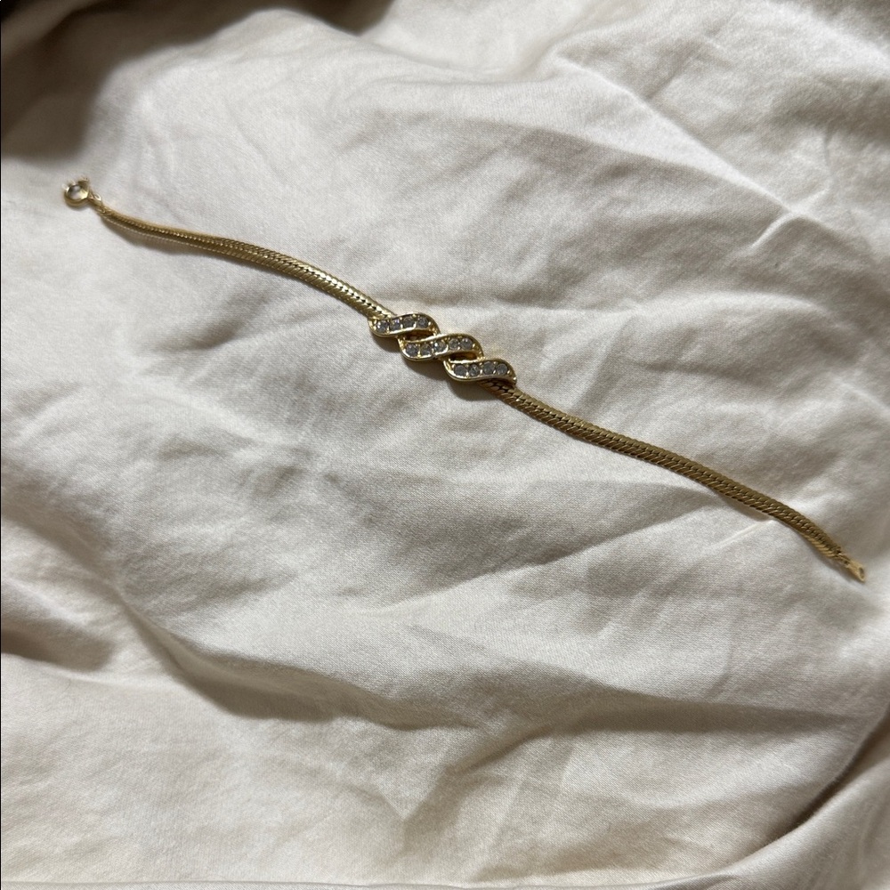 Elegant Gold and Silver Women's Bracelet